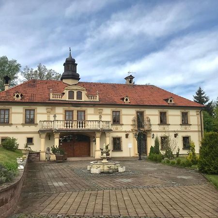Zamecek Zdiky - Moderni Maly Apartman Bujanov Bagian luar foto