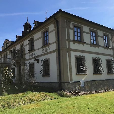 Zamecek Zdiky - Moderni Maly Apartman Bujanov Bagian luar foto