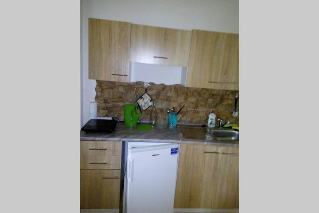 Zamecek Zdiky - Moderni Maly Apartman Bujanov Bagian luar foto